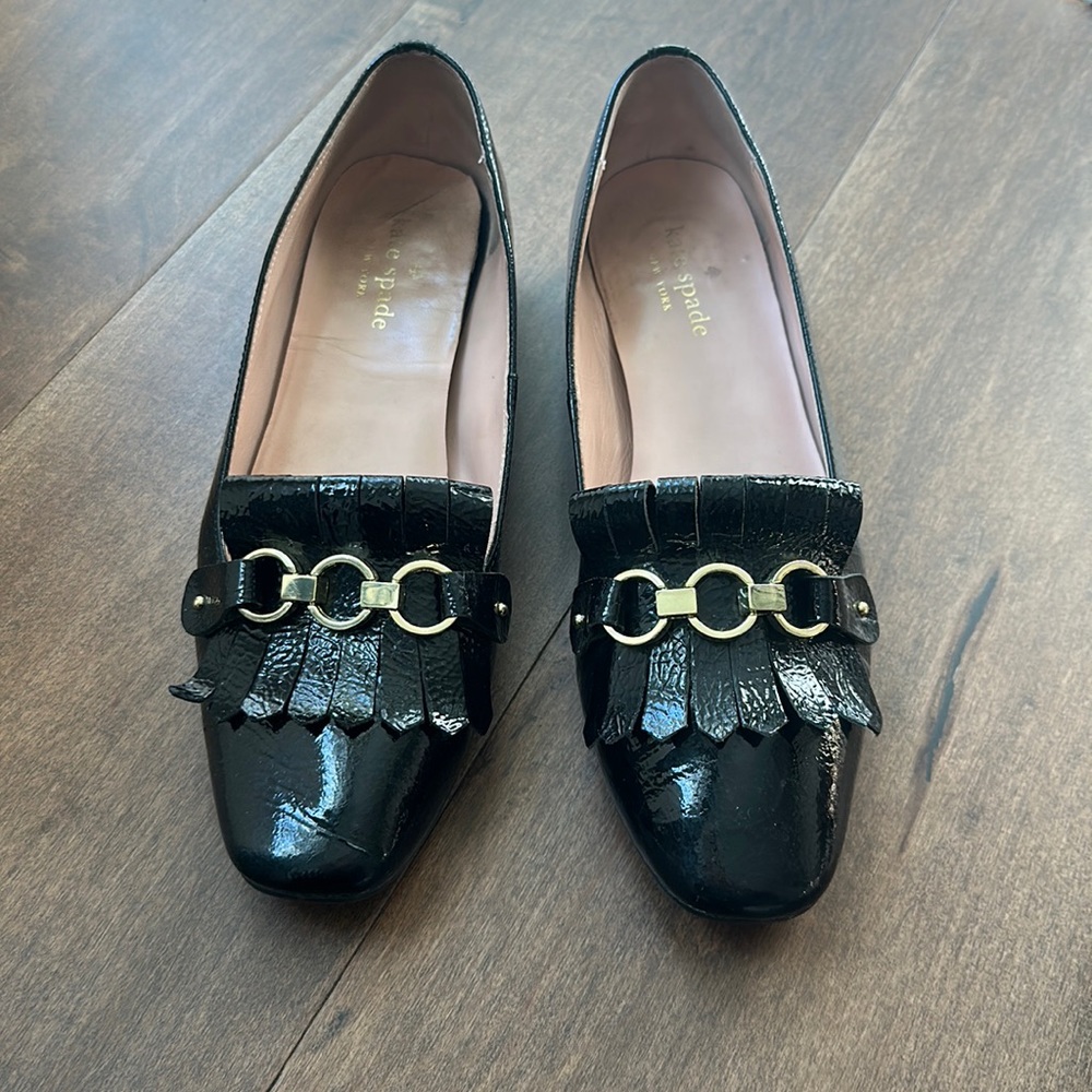 Patent leather loafer with rubber sole
